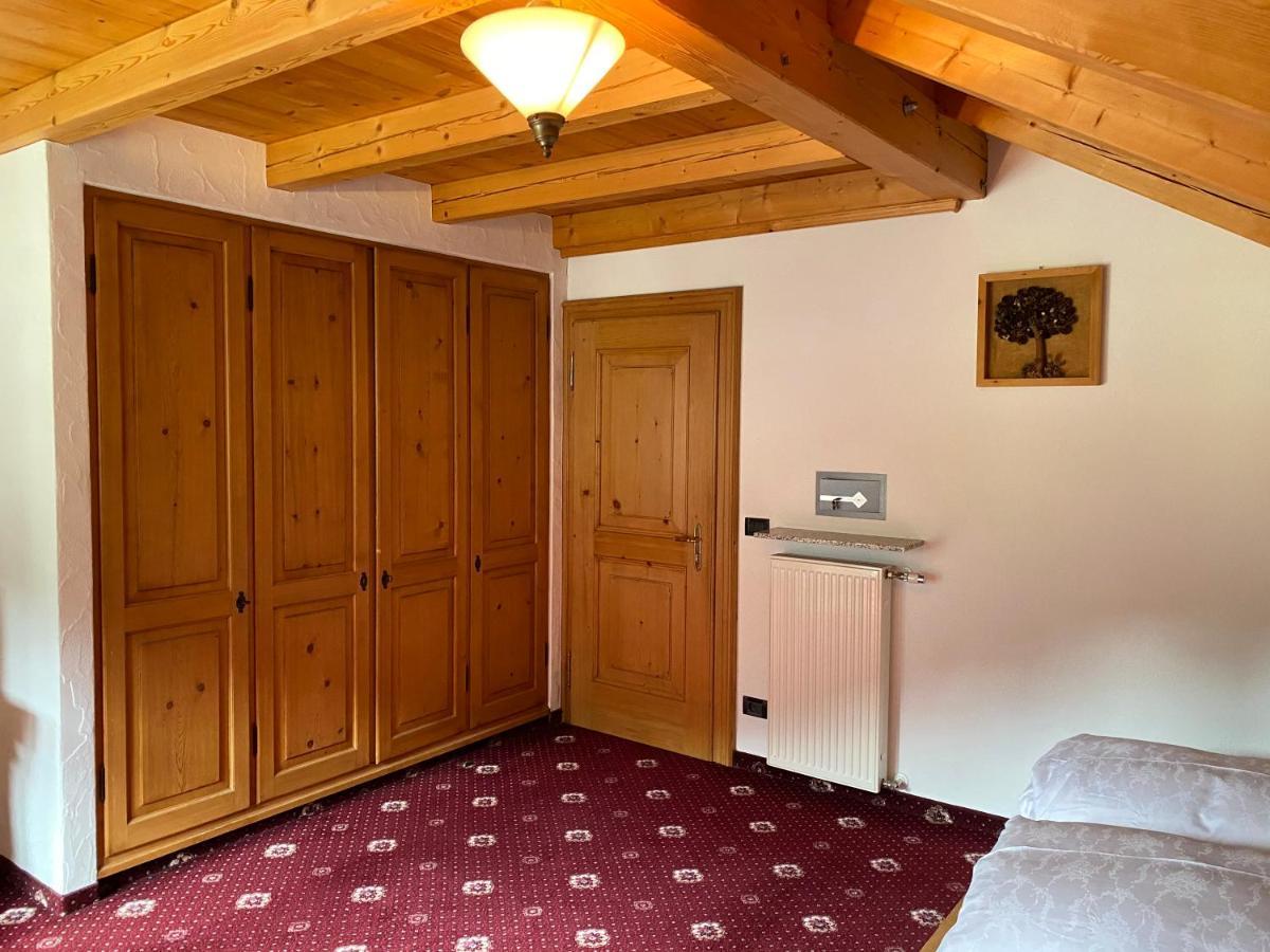 Im Weissen Schloessl Friedemann Appartement Rasùn di Sotto Buitenkant foto
